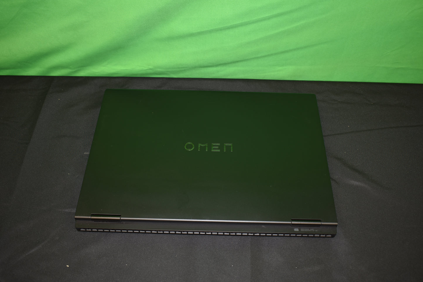 HP Omen 16-wd0013dx Gaming Laptop
