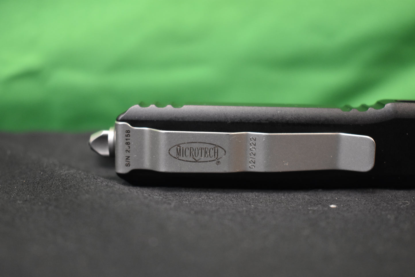 Microtech Ultratech Bayonet OTF Automatic Knife CC (3.4" Satin)