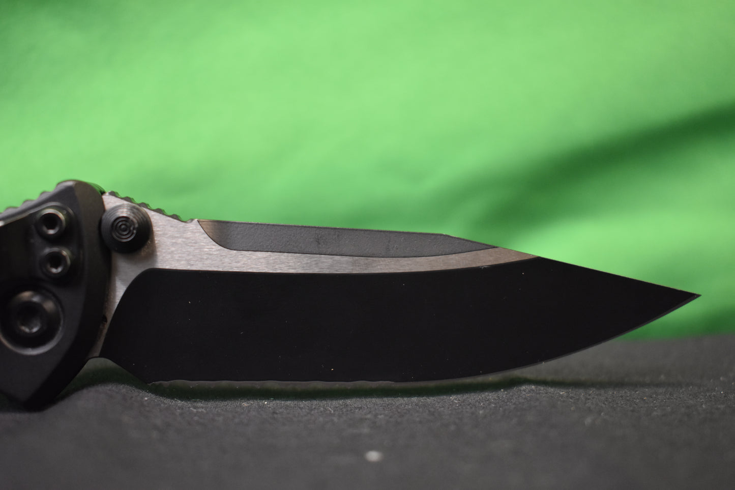 MICROTECH SOCOM ELITE S/E-AUTO BLACK TACTICAL PARTIAL SERRATED (160A-2T)