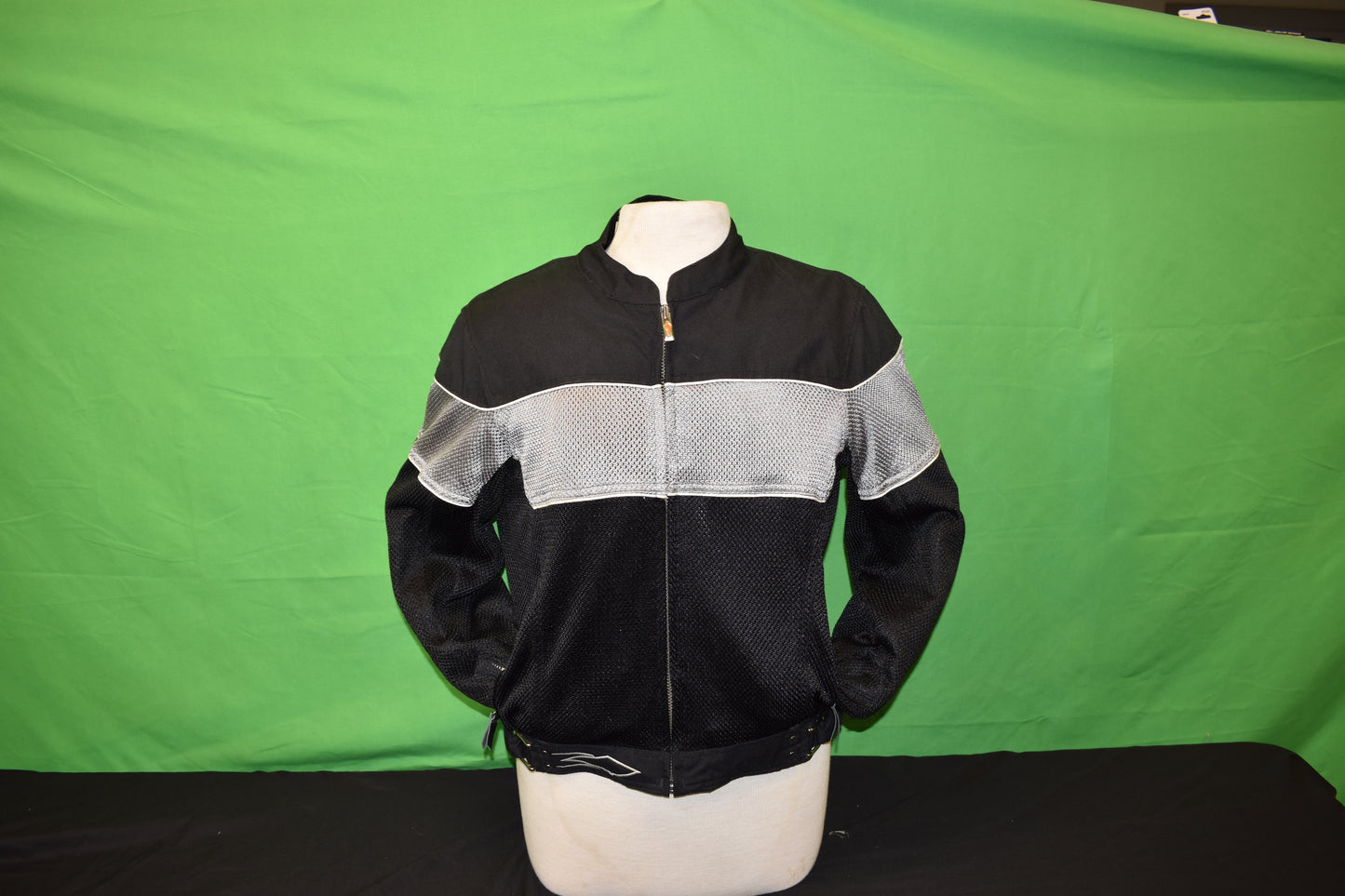 Power Trip Woman's Padded Riding Jacket Size Large