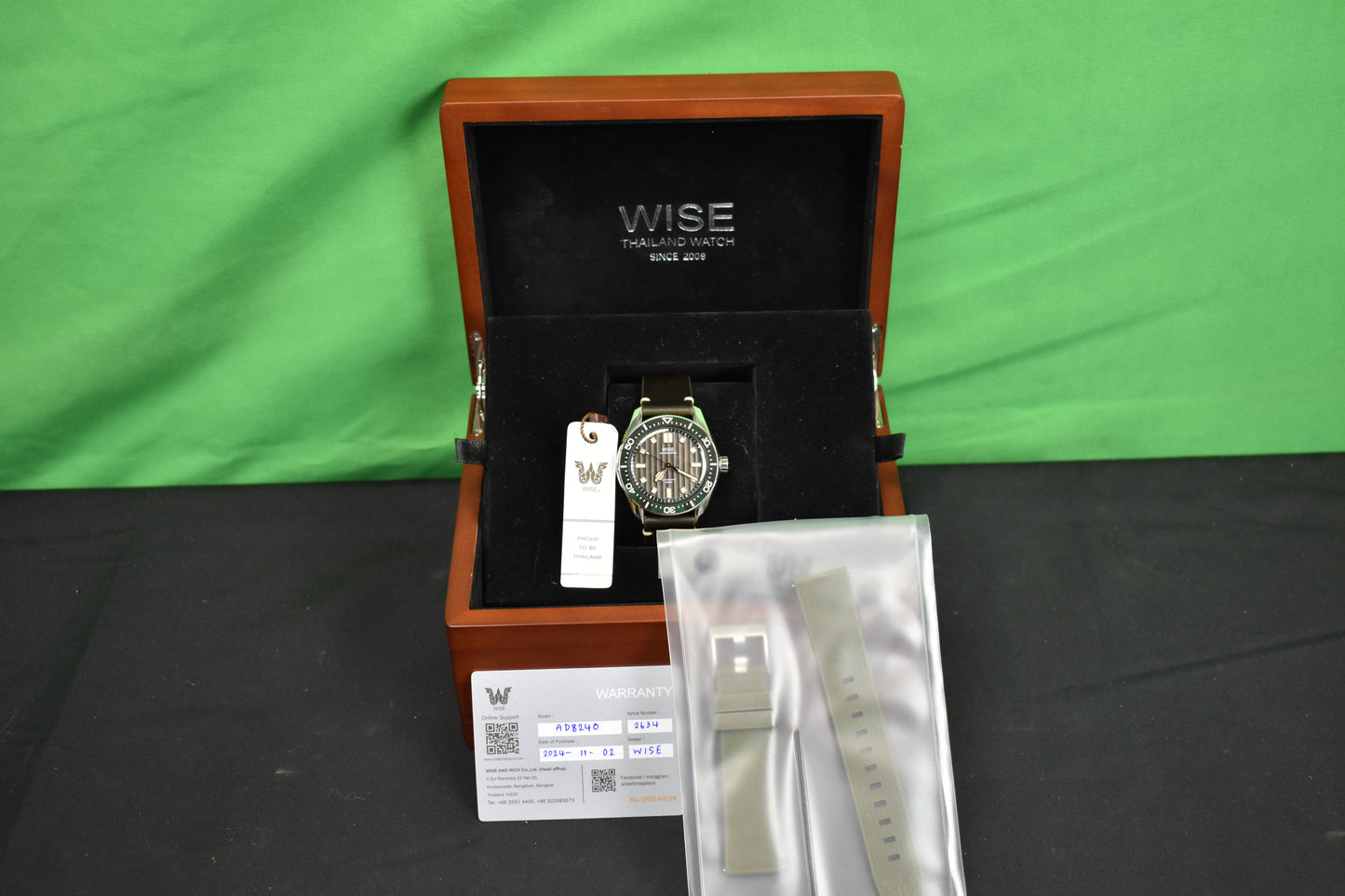 Wise AD8240 Men's Watch