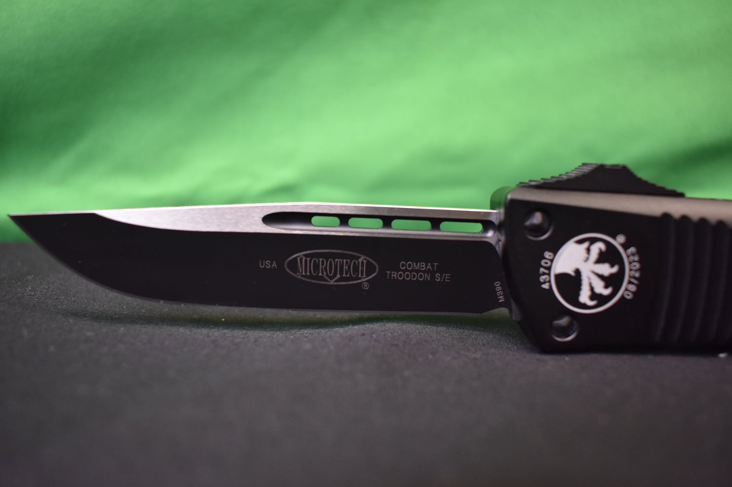 Microtech Combat Troodon s/e OTF Knife