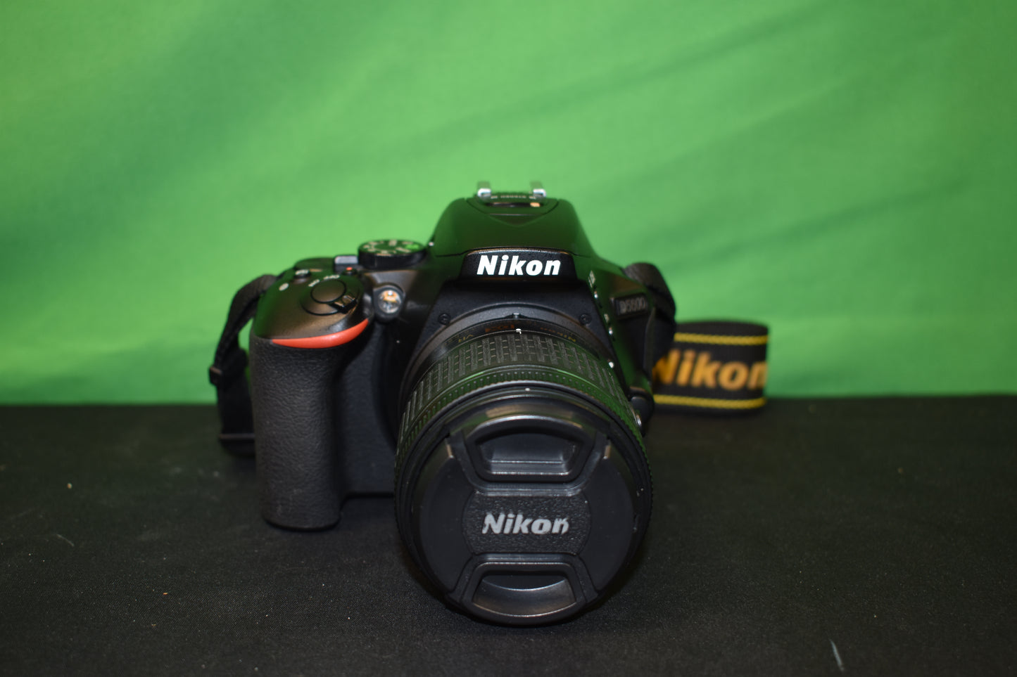 Nikon D5600 DSLR