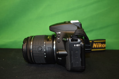 Nikon D5600 DSLR