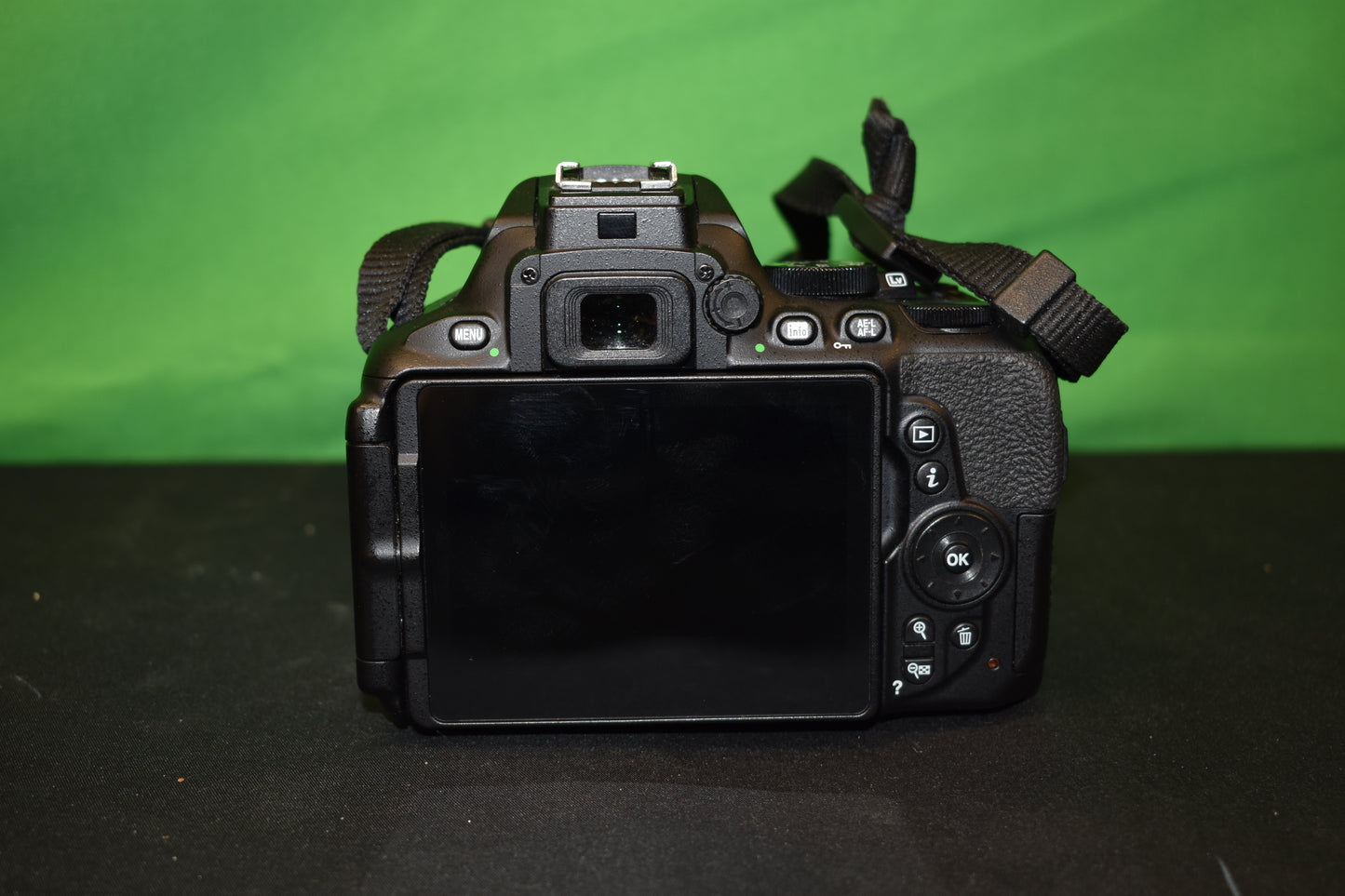 Nikon D5600 DSLR